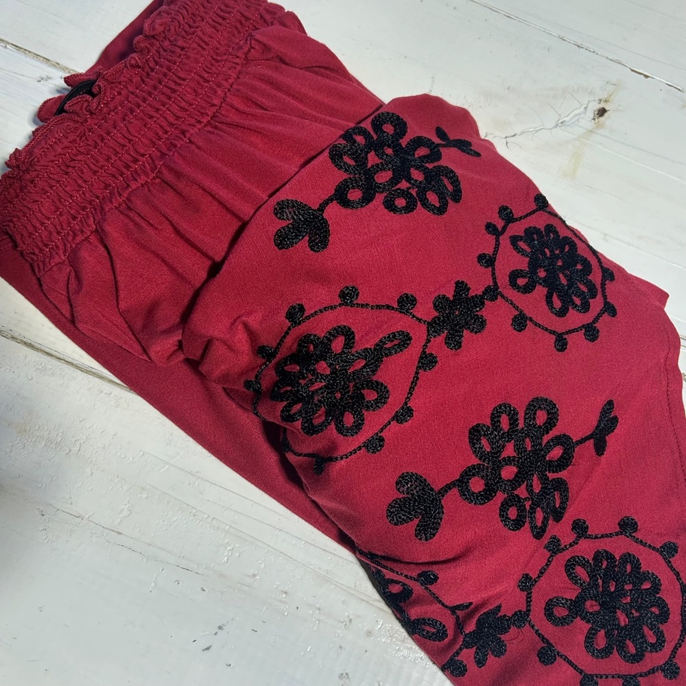 Young Threads Red Embroidered Bell Sleeve Off Shoulder Peasant‎ Blouse Medium